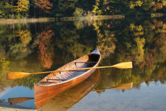 English Model 21 Canoe - image 1 of 2